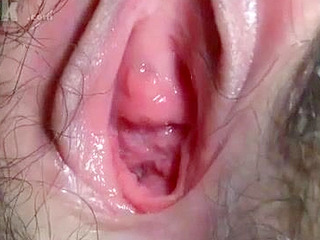 Japanese teen Nippon fucked by XXX-rated toy in Tokyo while on doorstep